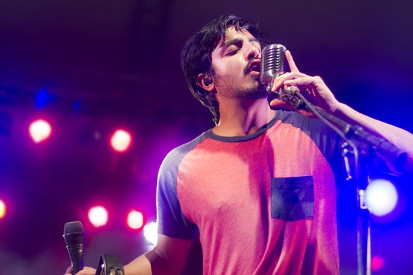 Interview/Show Review – Young The Giant