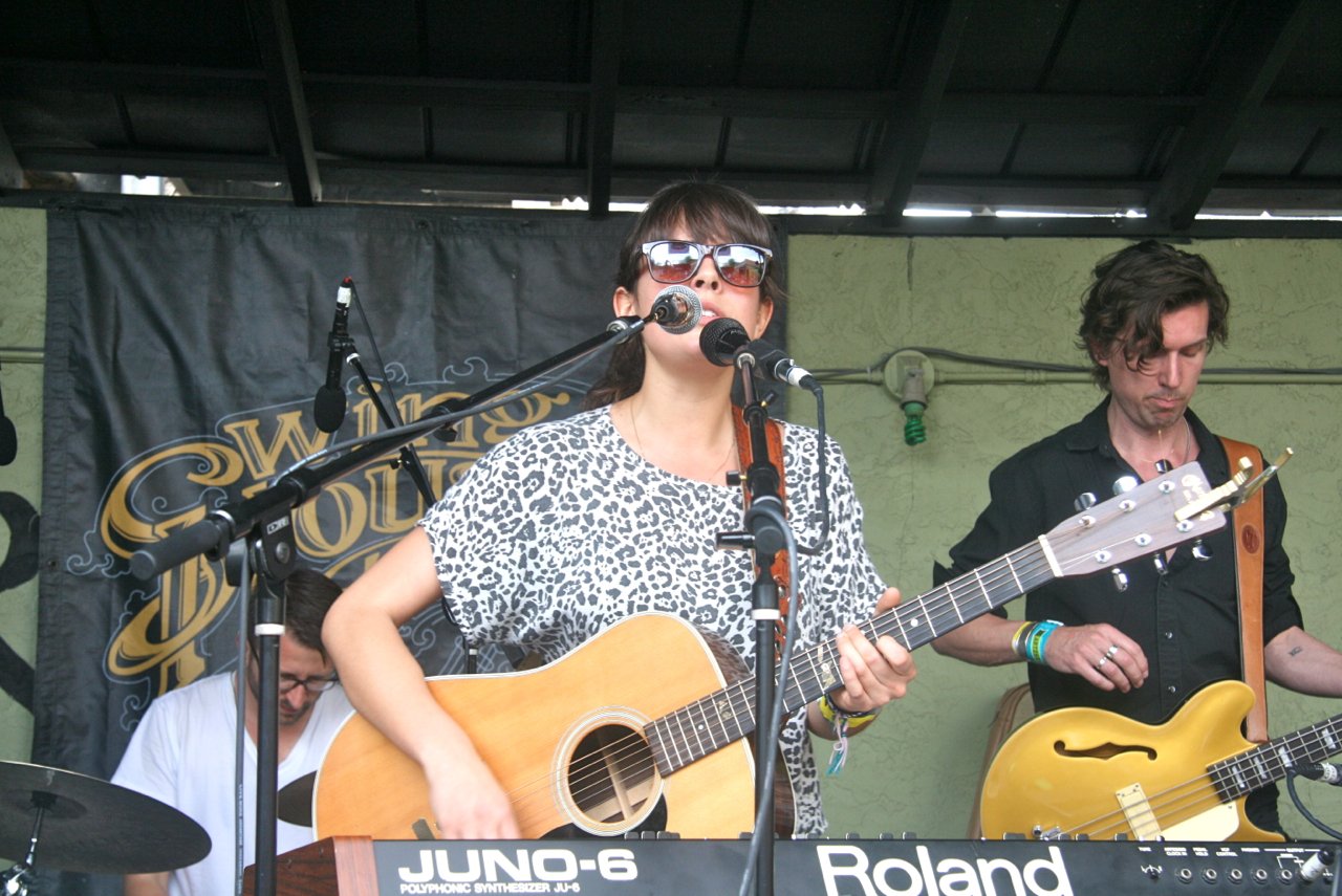 [Photos] Madi Diaz at SXSW
