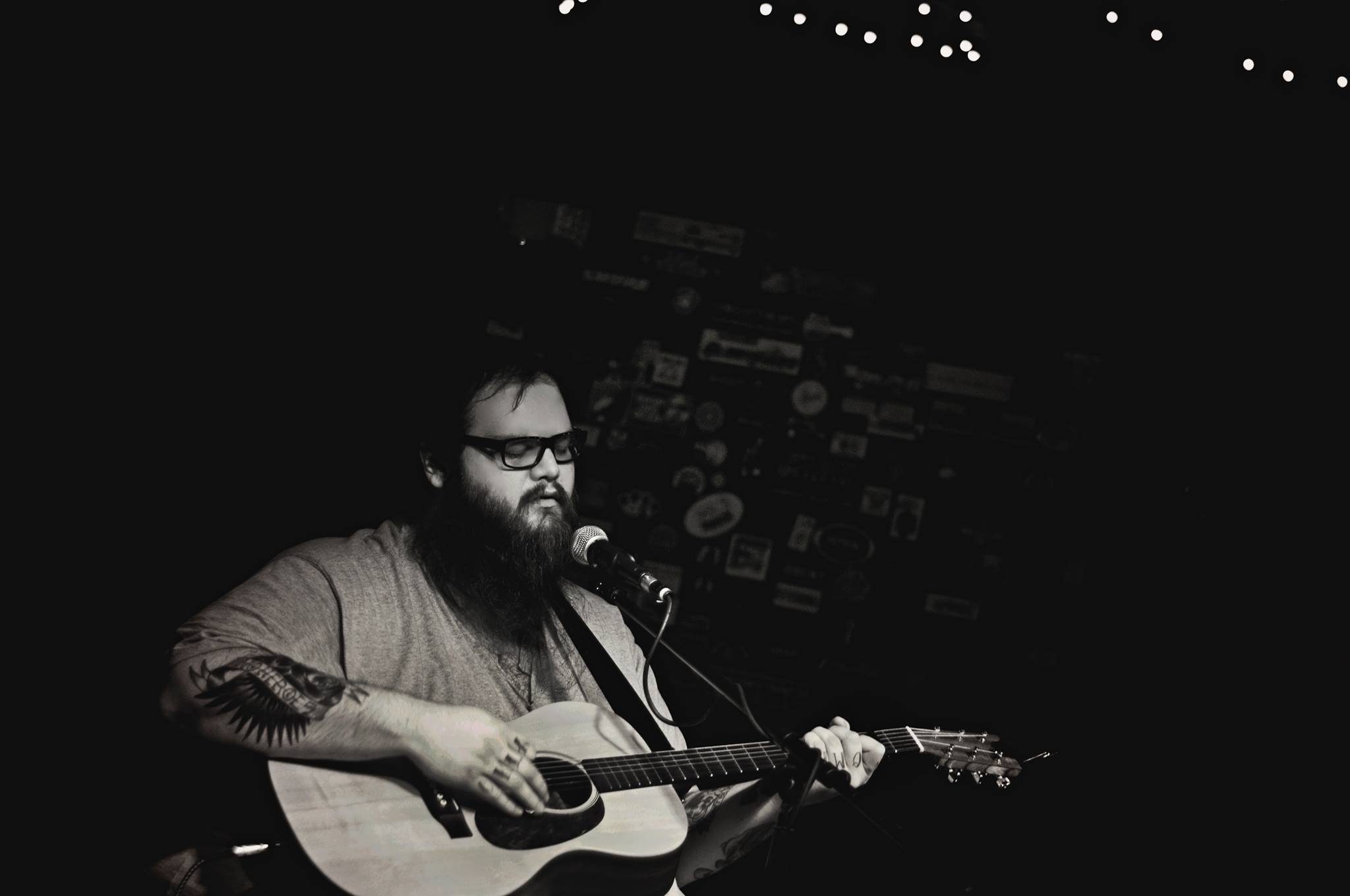 Preview: John Moreland performing at Little Yellow Music House in Columbia